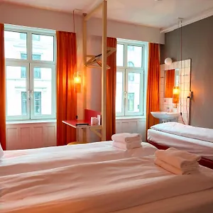** Hotel Annex Dinamarca