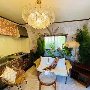 森の中富士山見える部屋202 Appartement